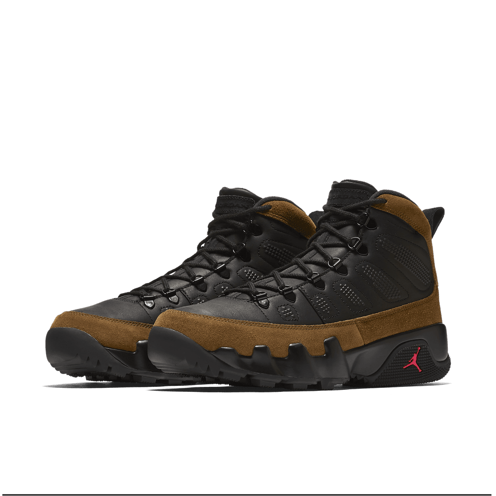 Air Jordan 9 Retro Boots