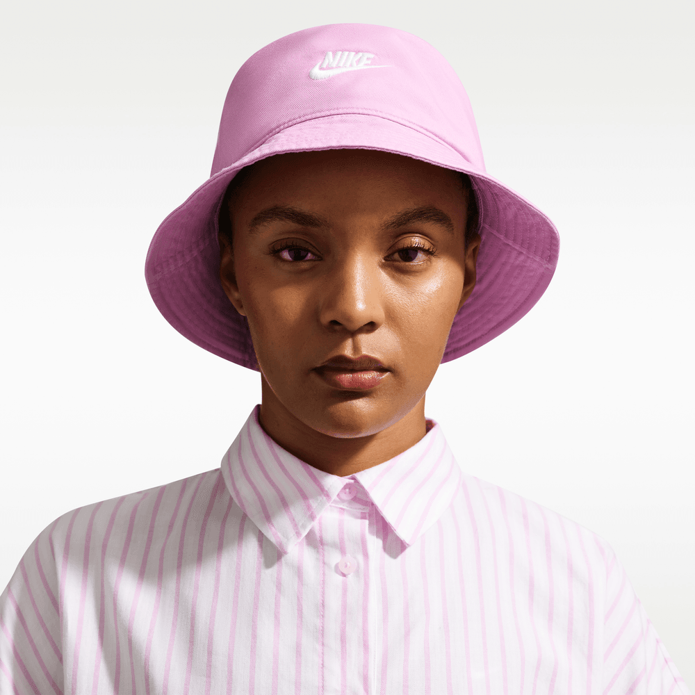 Wmns Nike Apex Futura Washed Bucket Hat