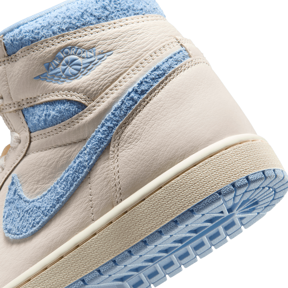 Wmns Air Jordan 1 Retro High OG