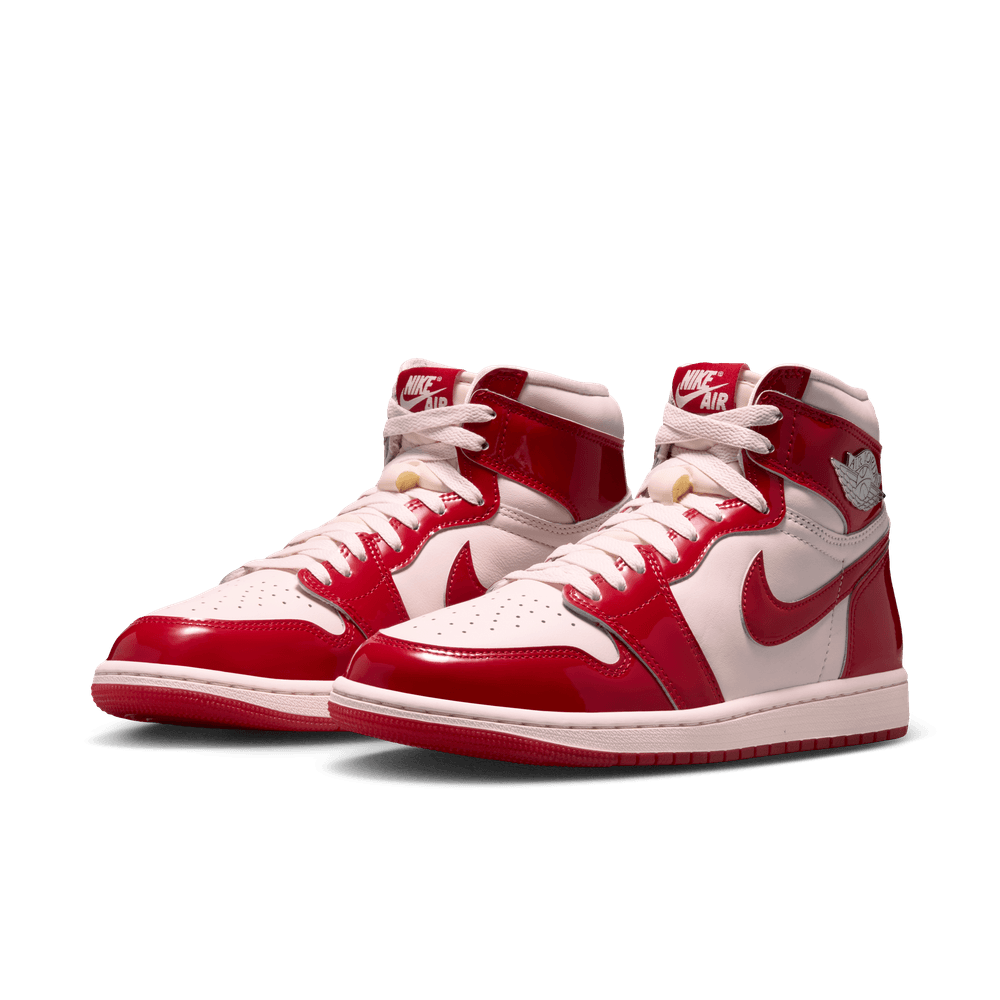 Wmns Air Jordan 1 Retro High OG