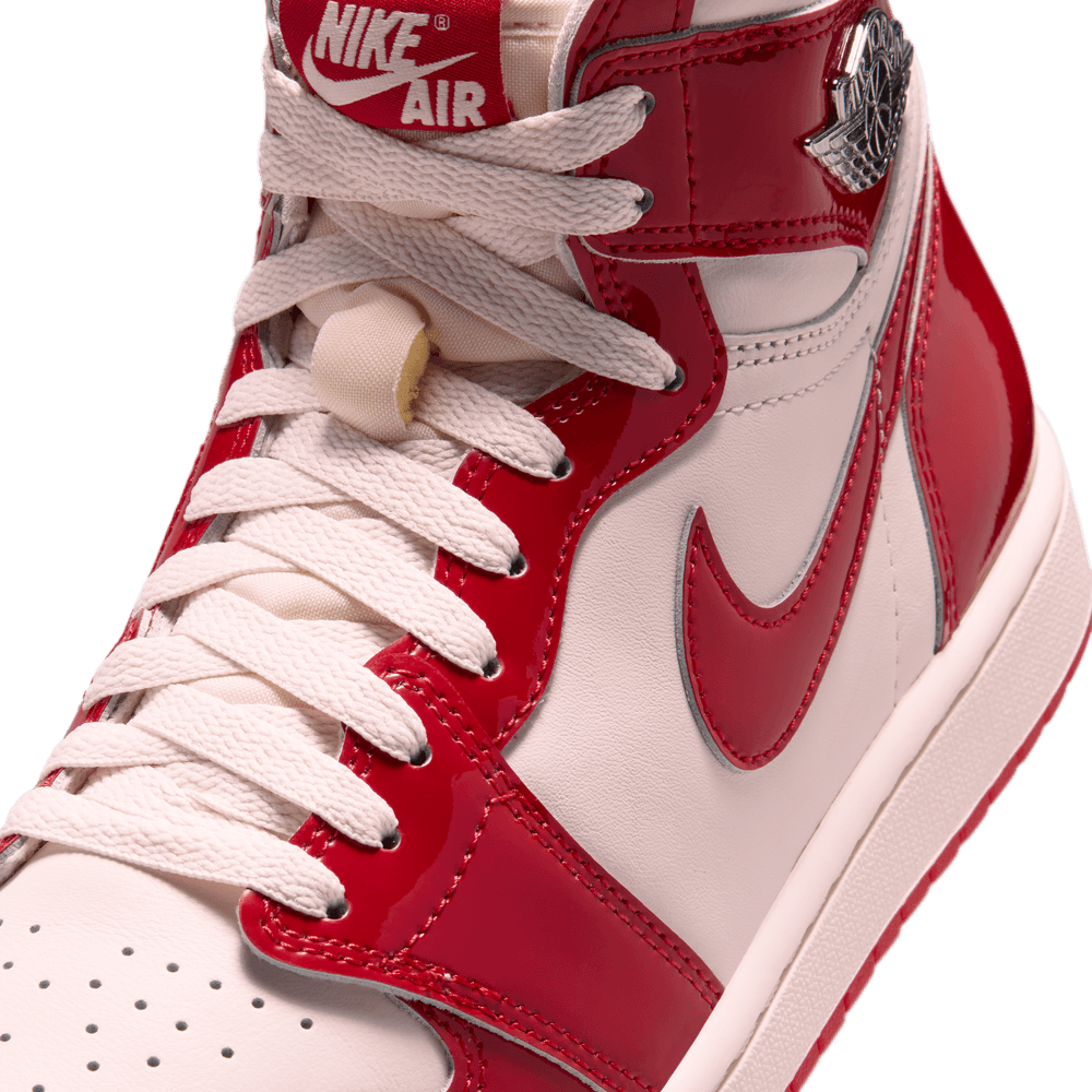 Wmns Air Jordan 1 Retro High OG