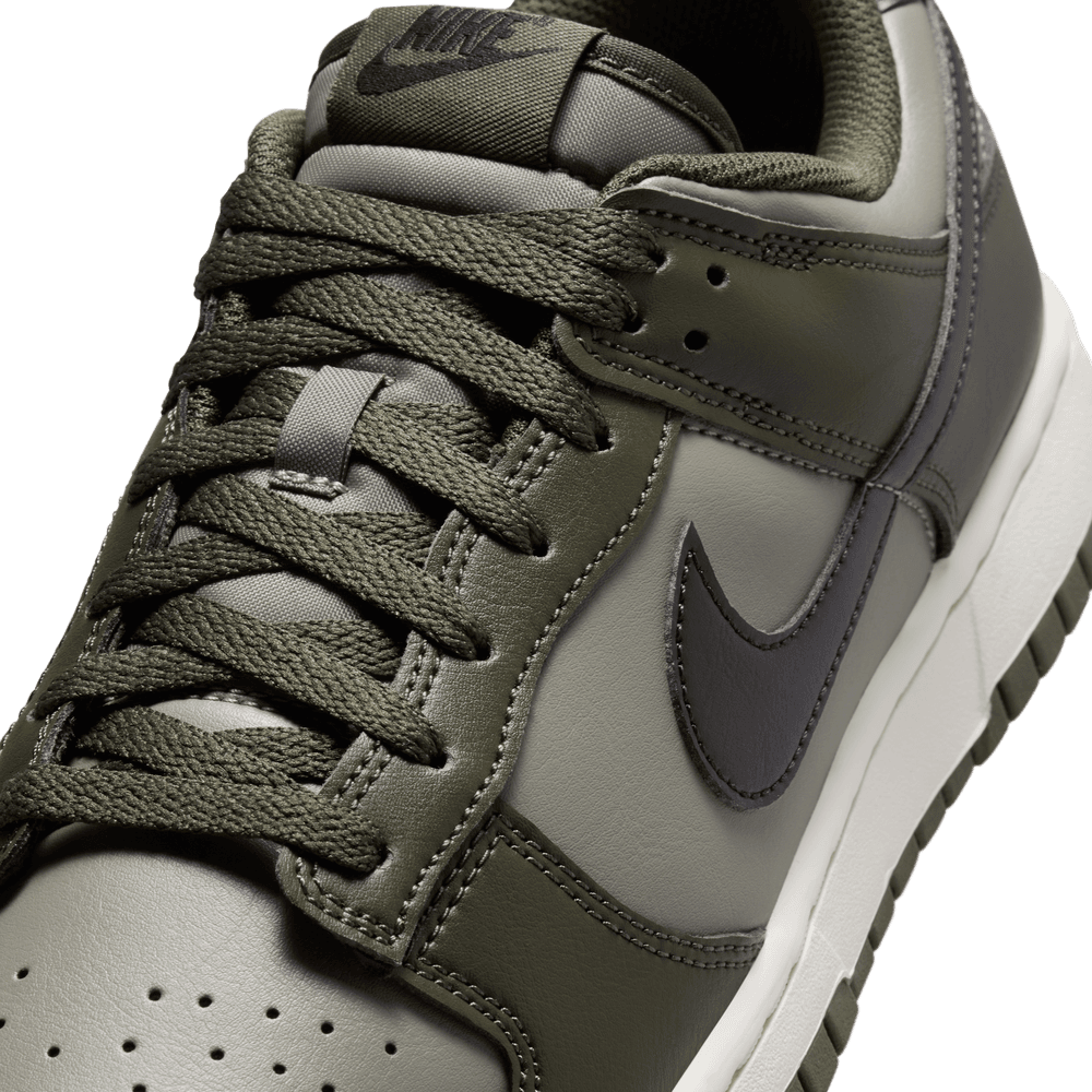 Nike Dunk Low Retro