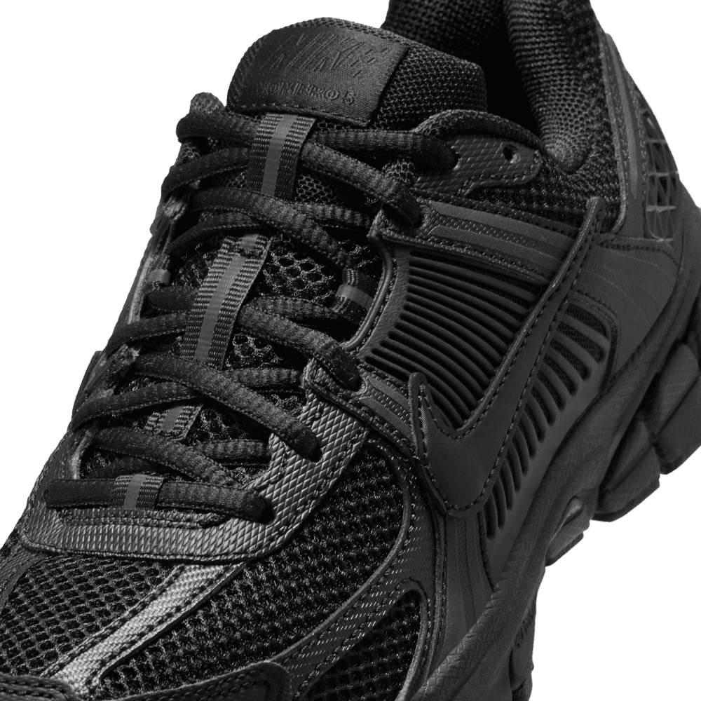 GS Nike Vomero 5