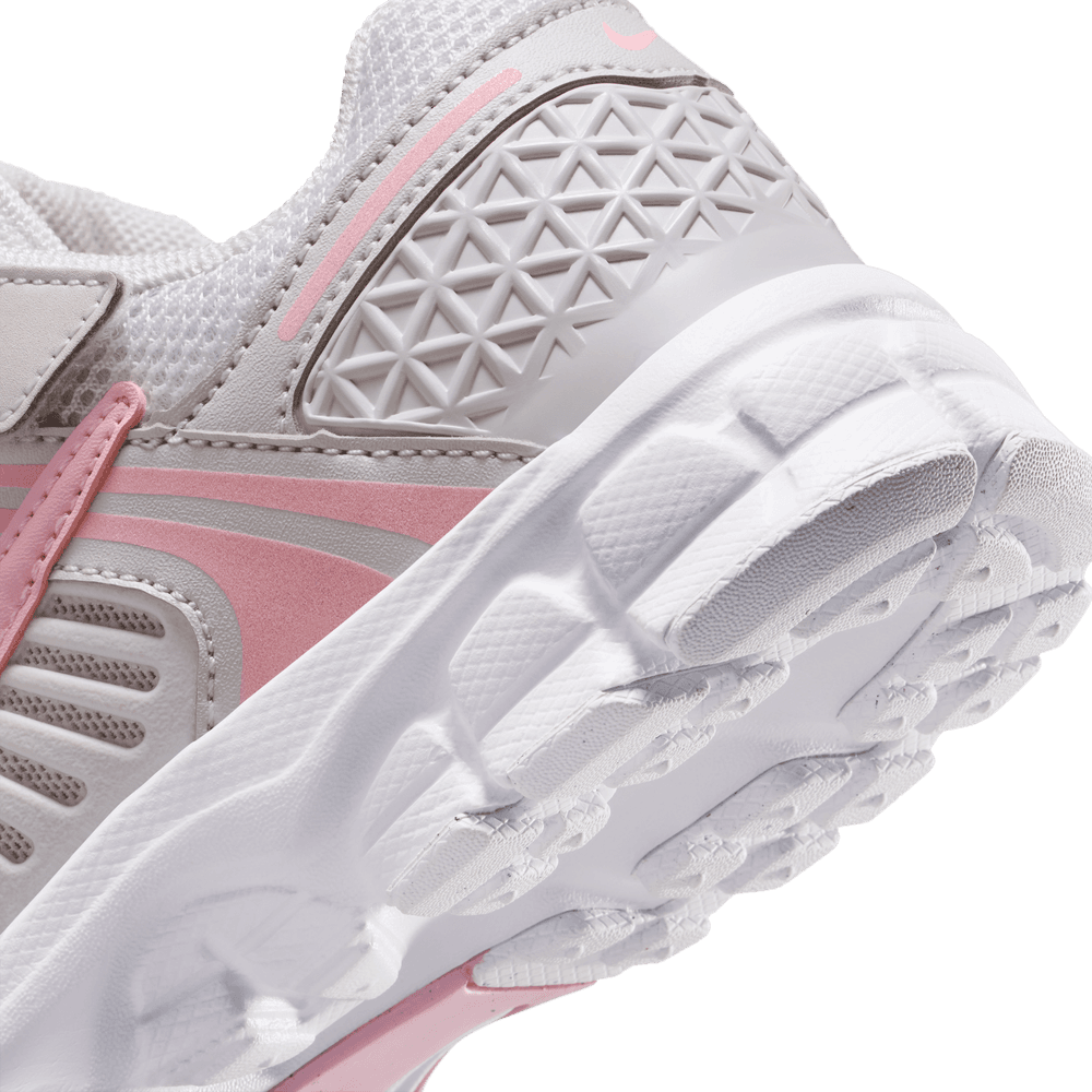 PS Nike Vomero 5