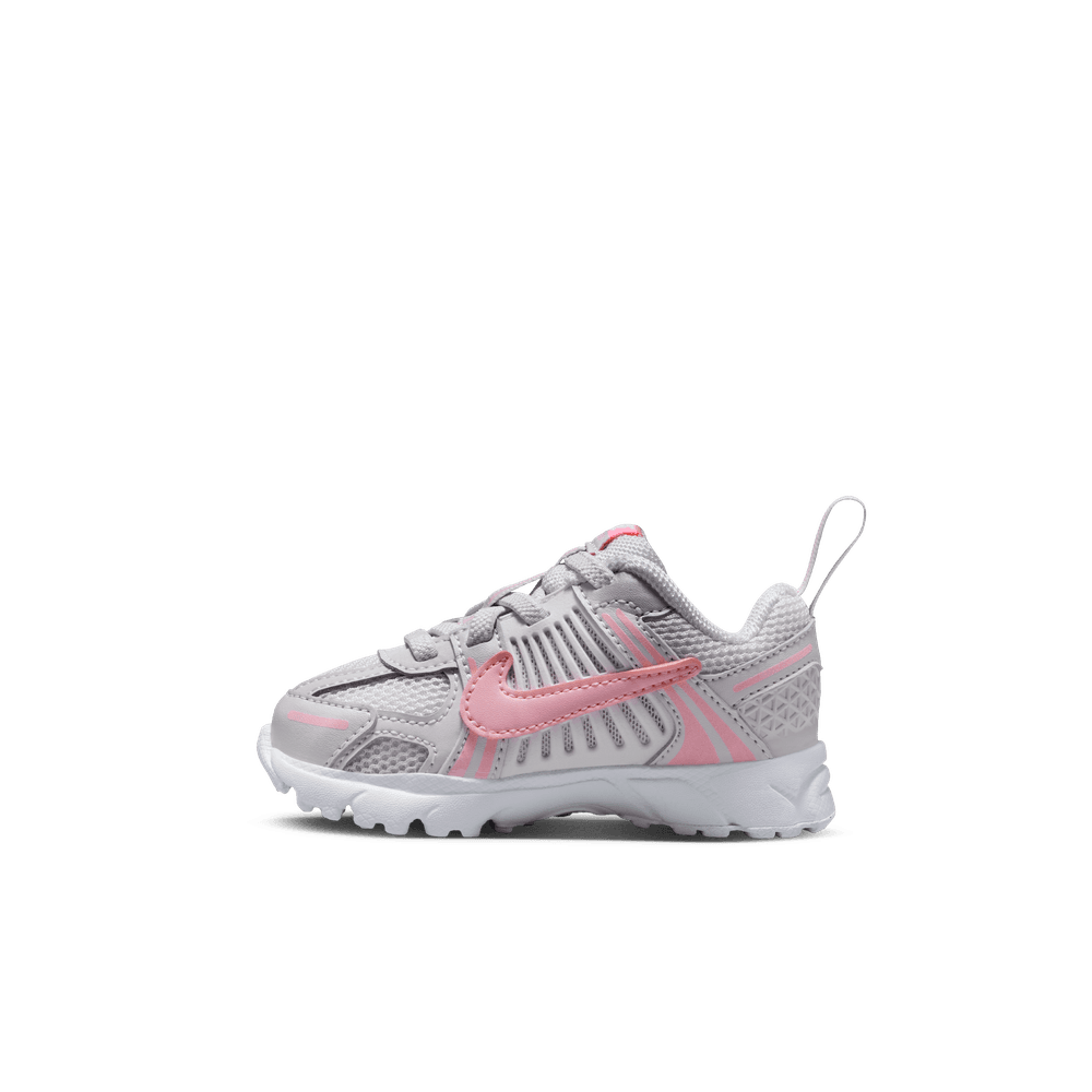 TD Nike Vomero 5