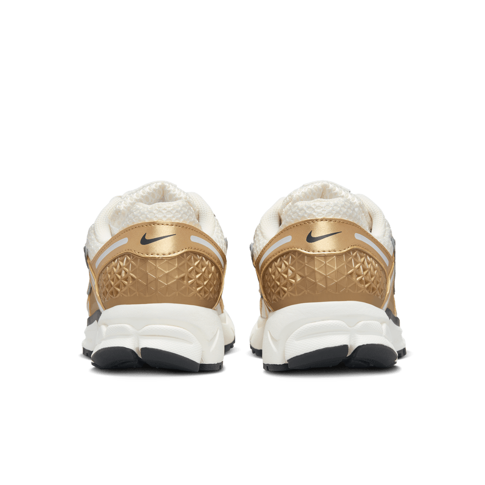 Wmns Nike Zoom Vomero 5