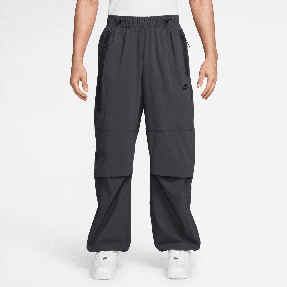 Nike Tech Woven Oversized Pant