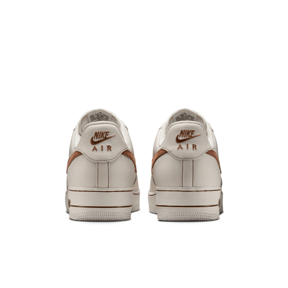 Nike Air Force 1 '07 LV8