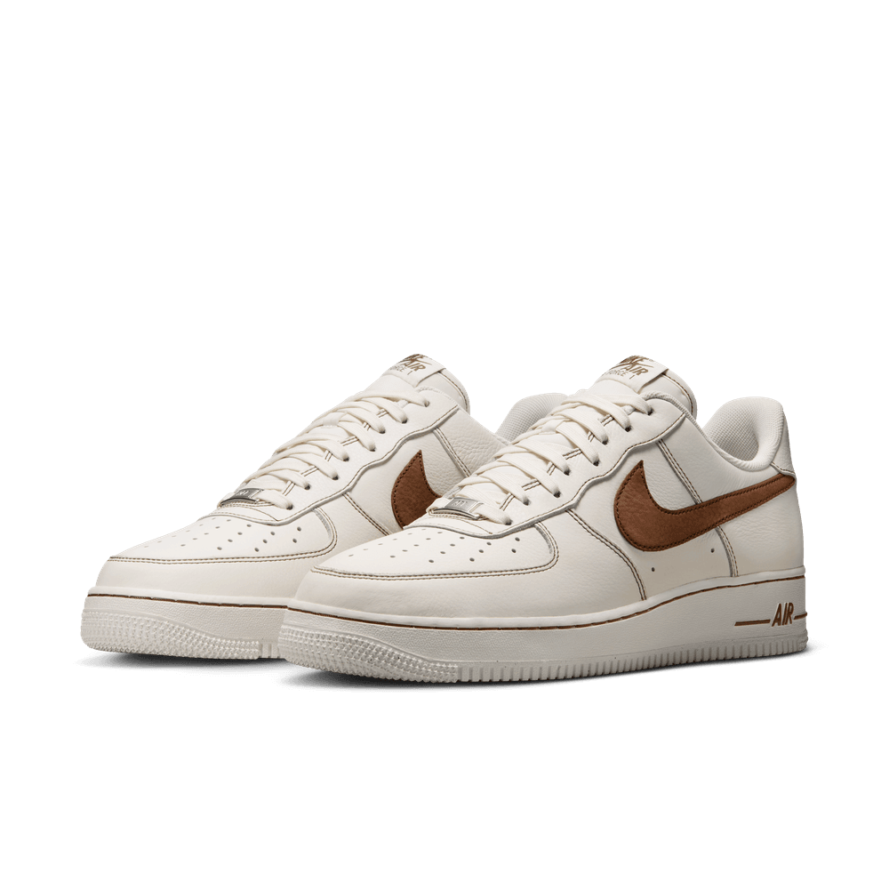 Nike Air Force 1 '07 LV8