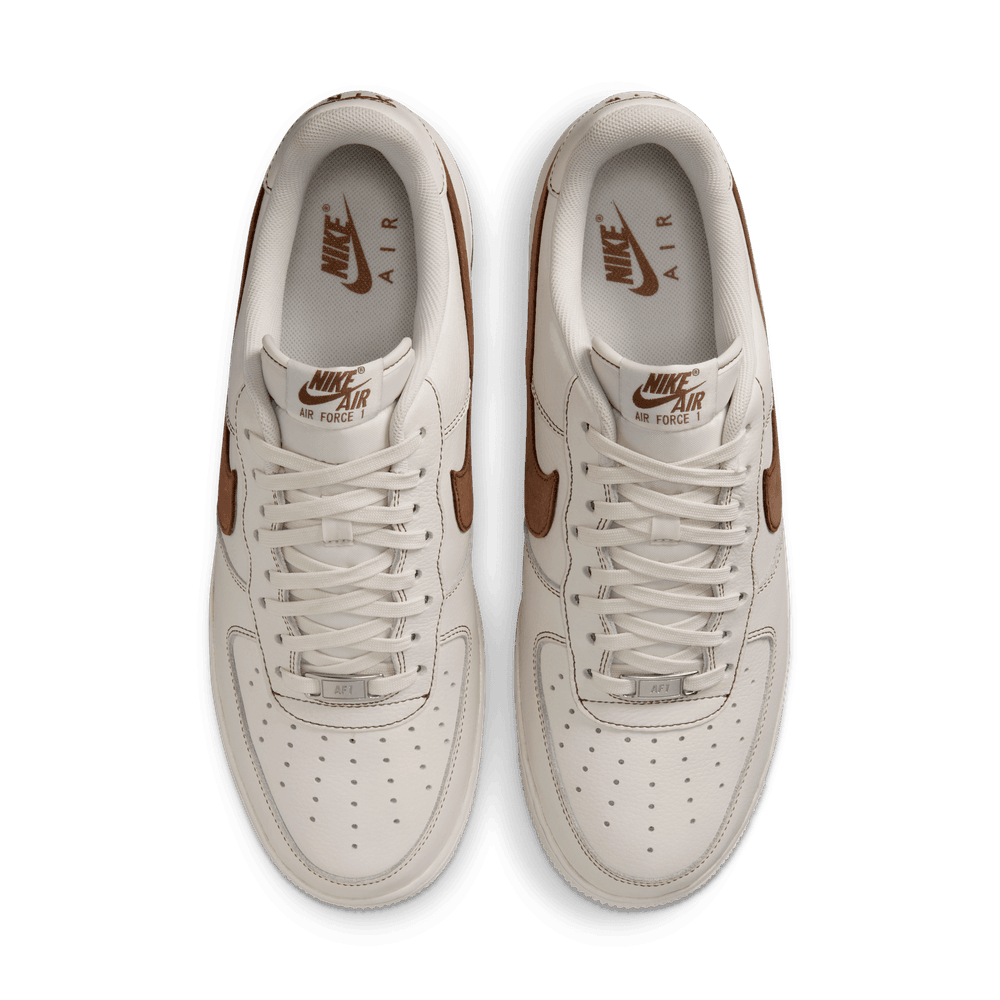 Nike Air Force 1 '07 LV8