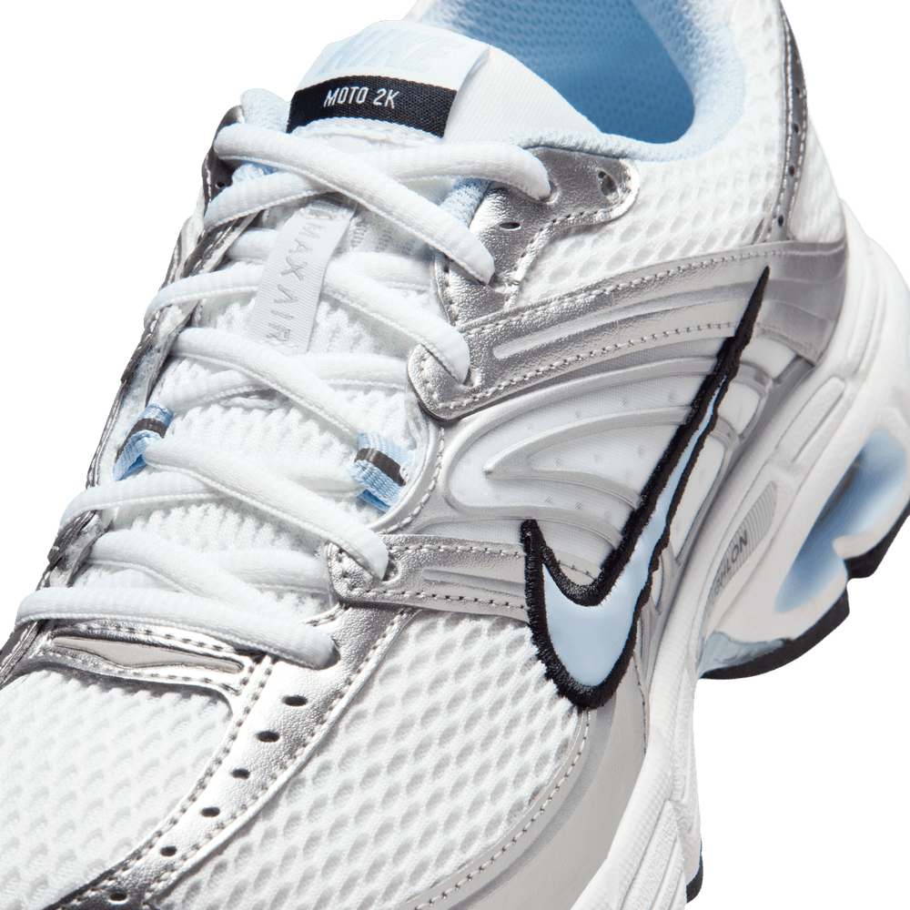 Wmns Nike Air Max Moto 2K