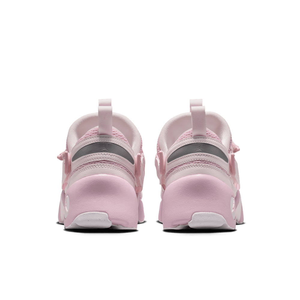 Wmns Air Jordan Trunner LX