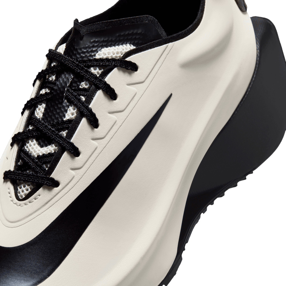 Wmns Nike First Sight Noir