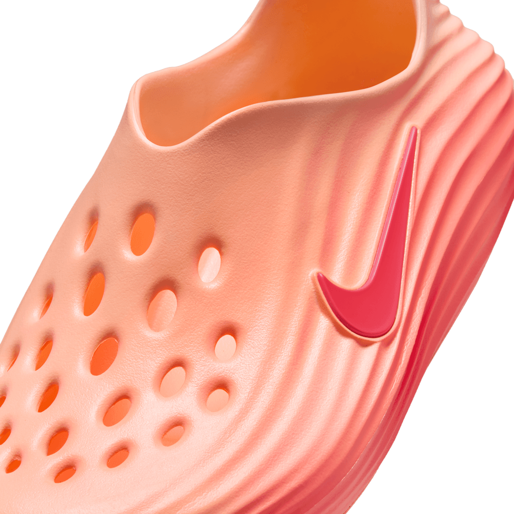 【うな】 Wmns Nike ReactX Rejuven8 Shoes 'Orange Pulse/Hot Lava-Hot Lava