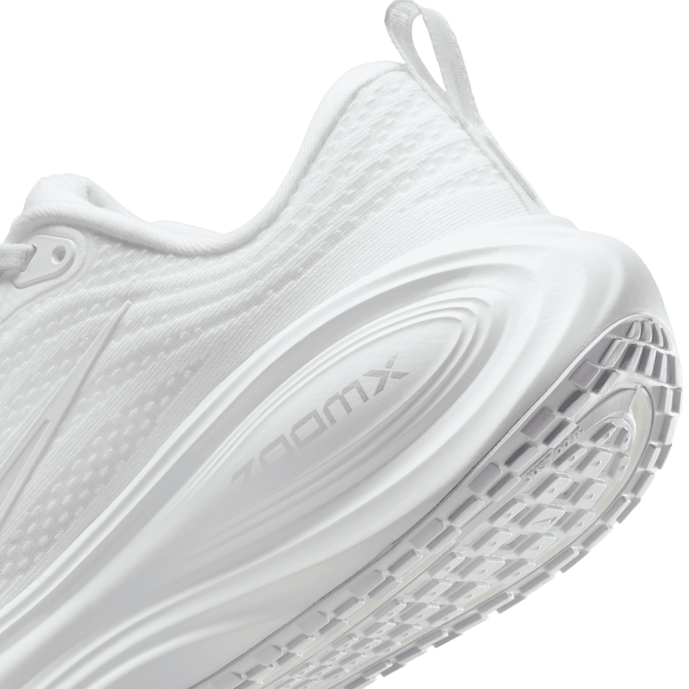 Wmns Nike Vomero Plus