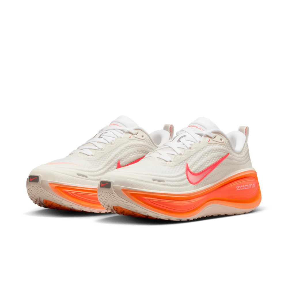 Wmns Nike Vomero Plus