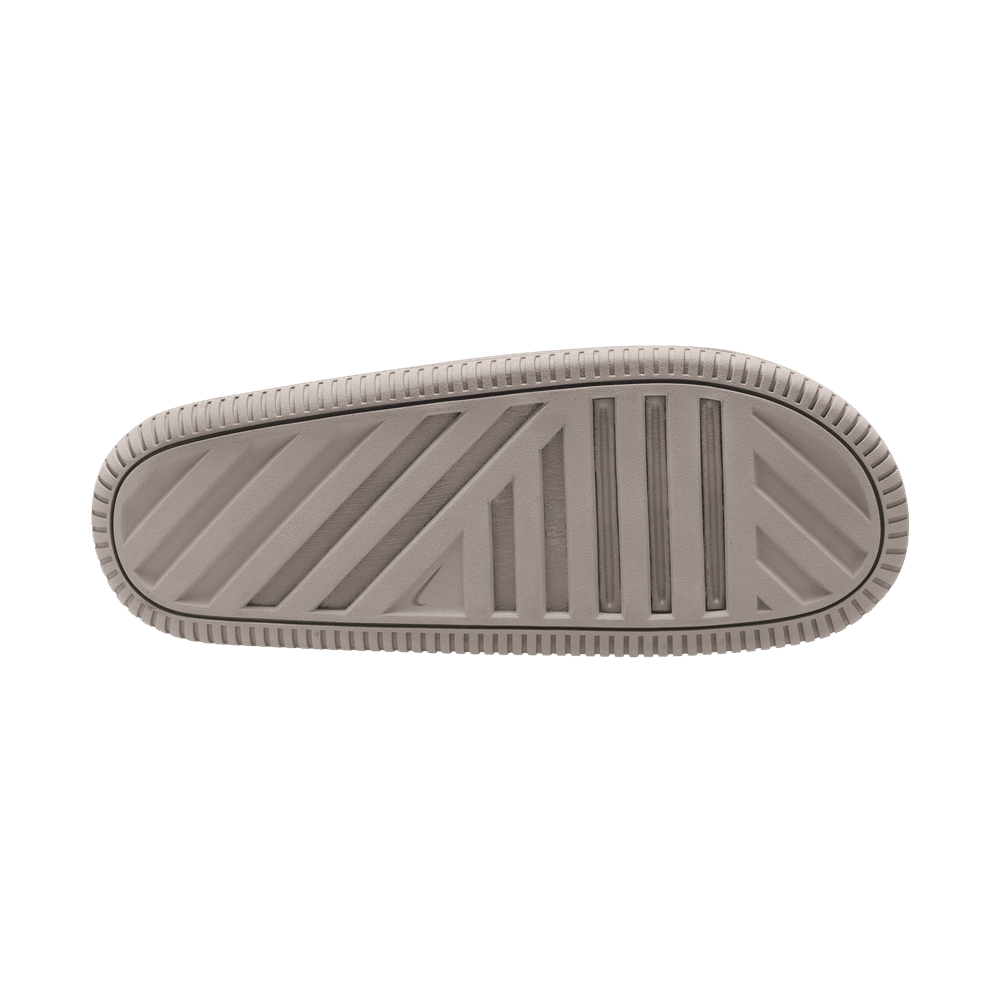 Nike Calm 2.0