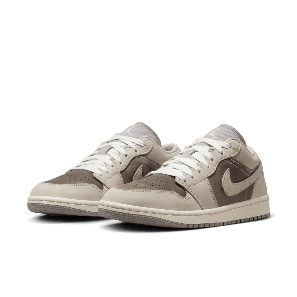 Wmns Air Jordan 1 Low SE