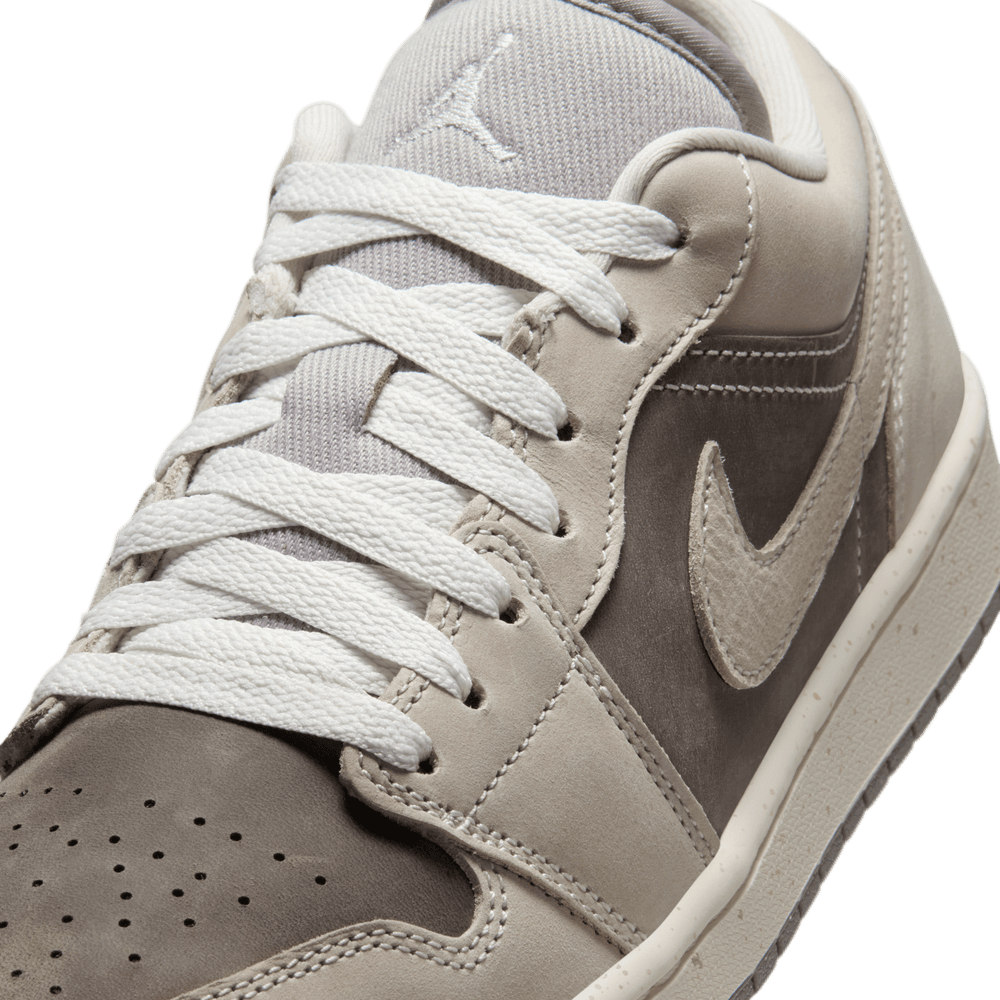 Wmns Air Jordan 1 Low SE