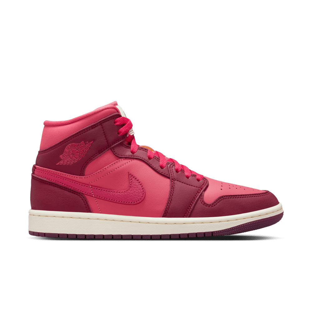 Wmns Air Jordan 1 Mid SE