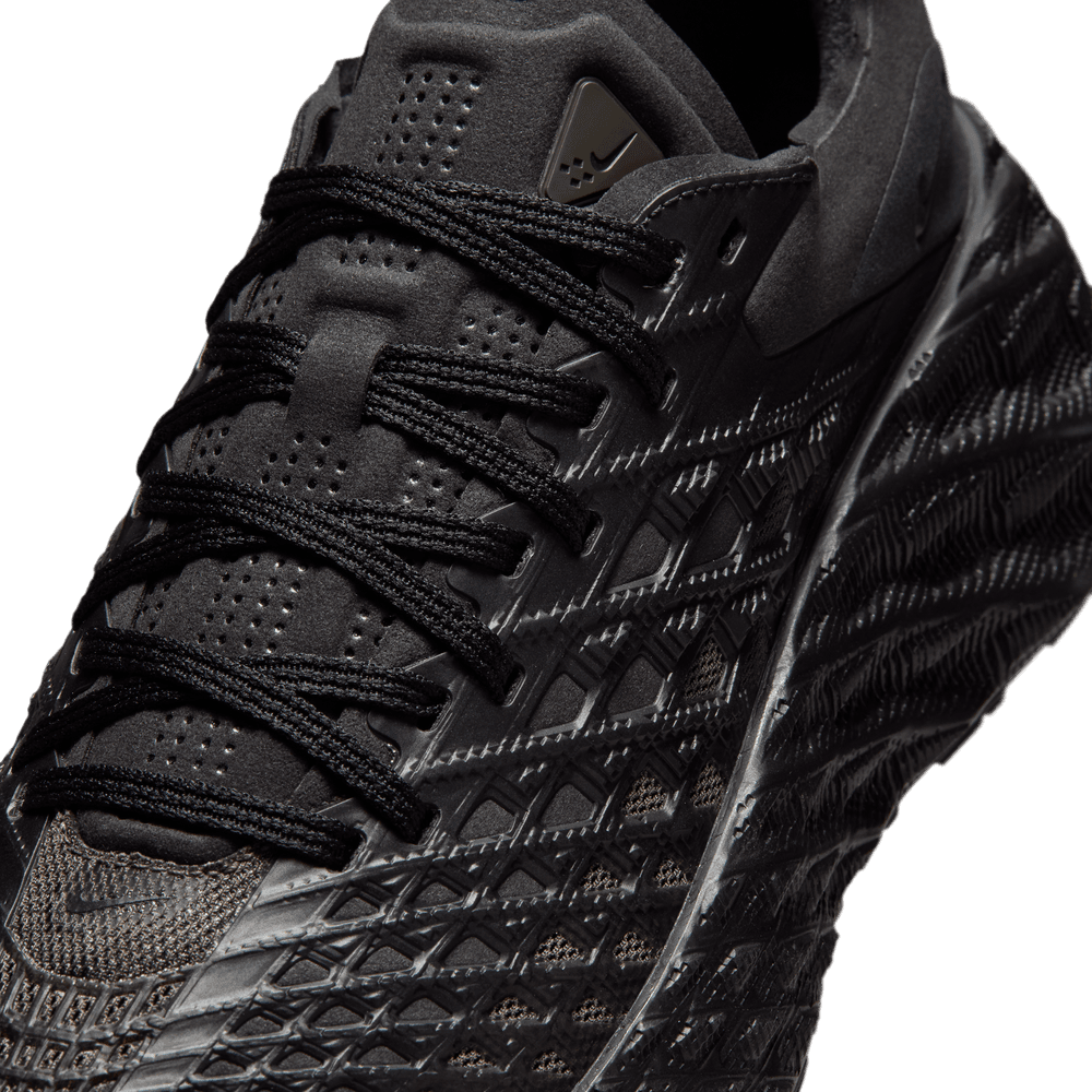 Nike Ava Edge