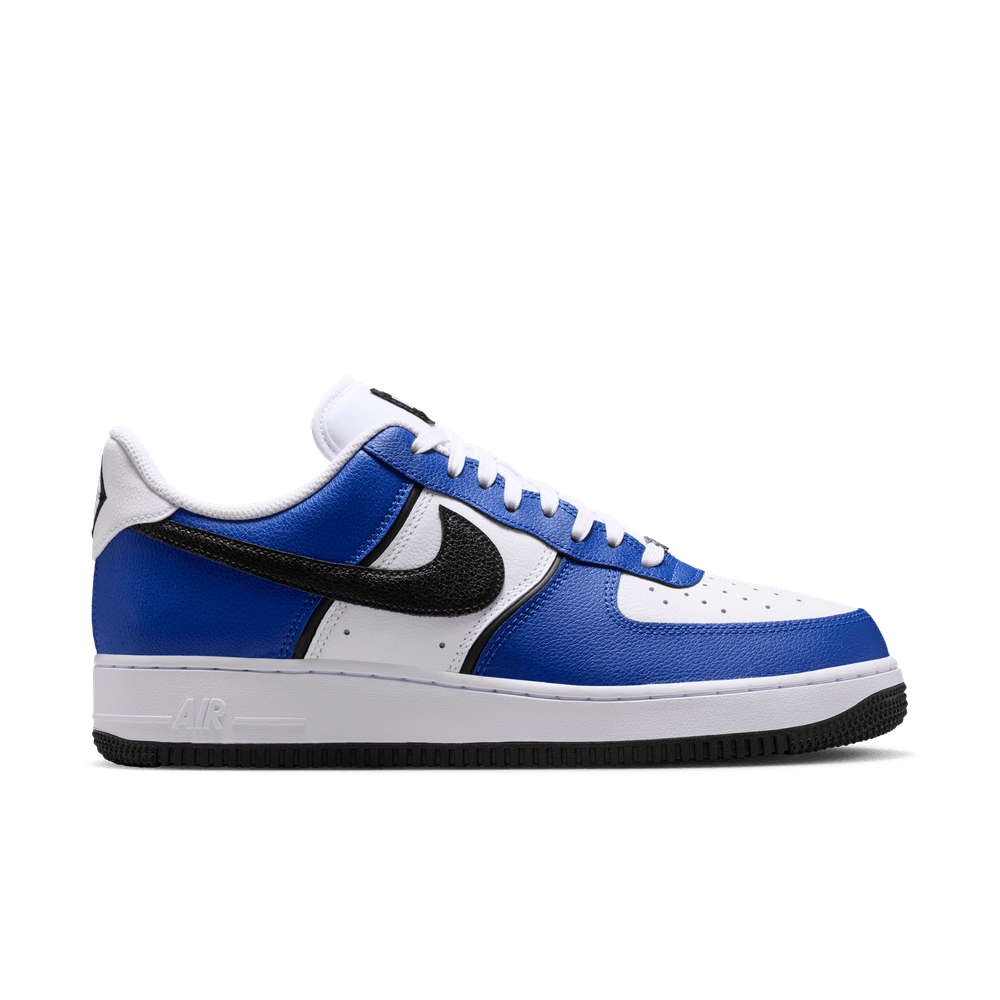 Nike Air Force 1 07 LV8