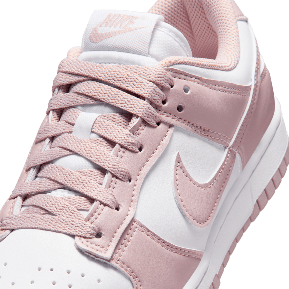 Wmns Nike Dunk Low