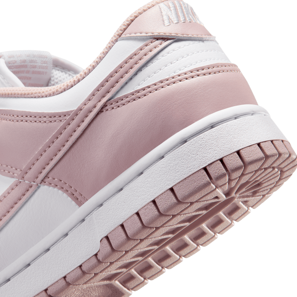 Wmns Nike Dunk Low