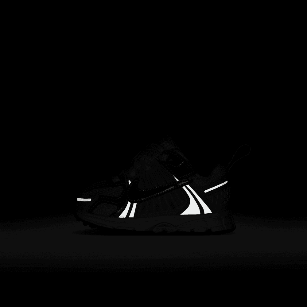 TD Nike Vomero 5