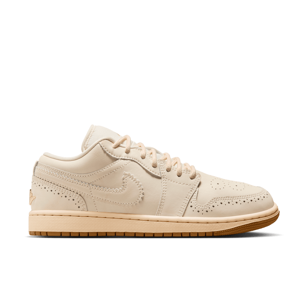 Wmns Air Jordan 1 Low SE