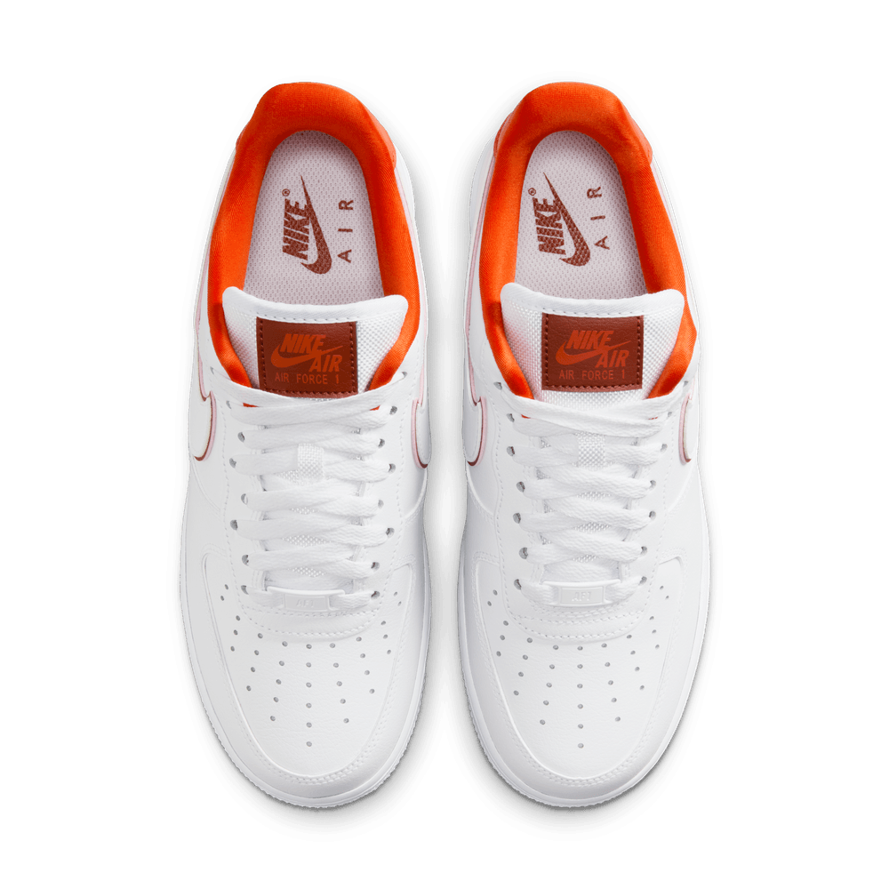 Wmns Nike Air Force 1 "07 Essential