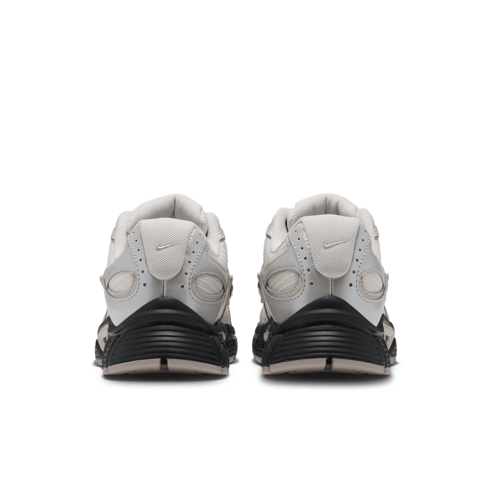 Wmns Nike V5 Runner Ripstop