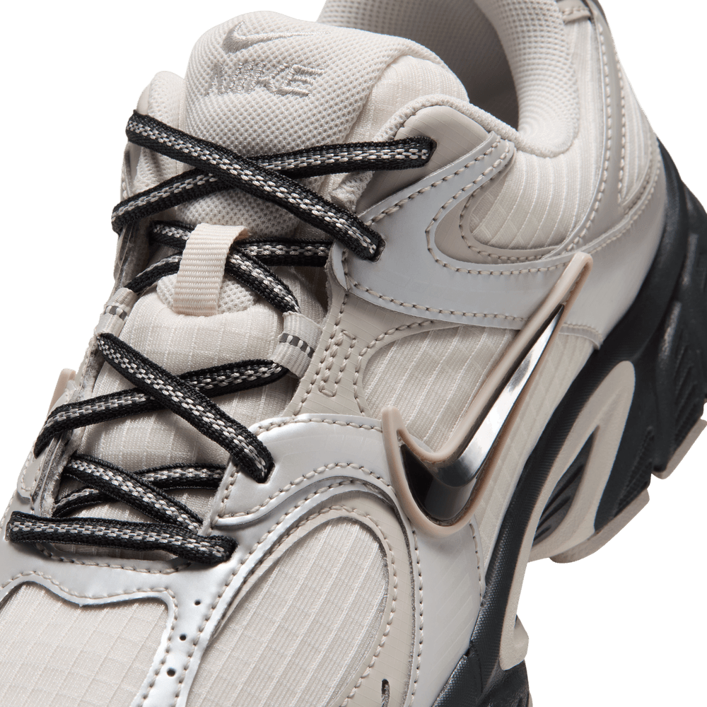 Wmns Nike V5 Runner Ripstop