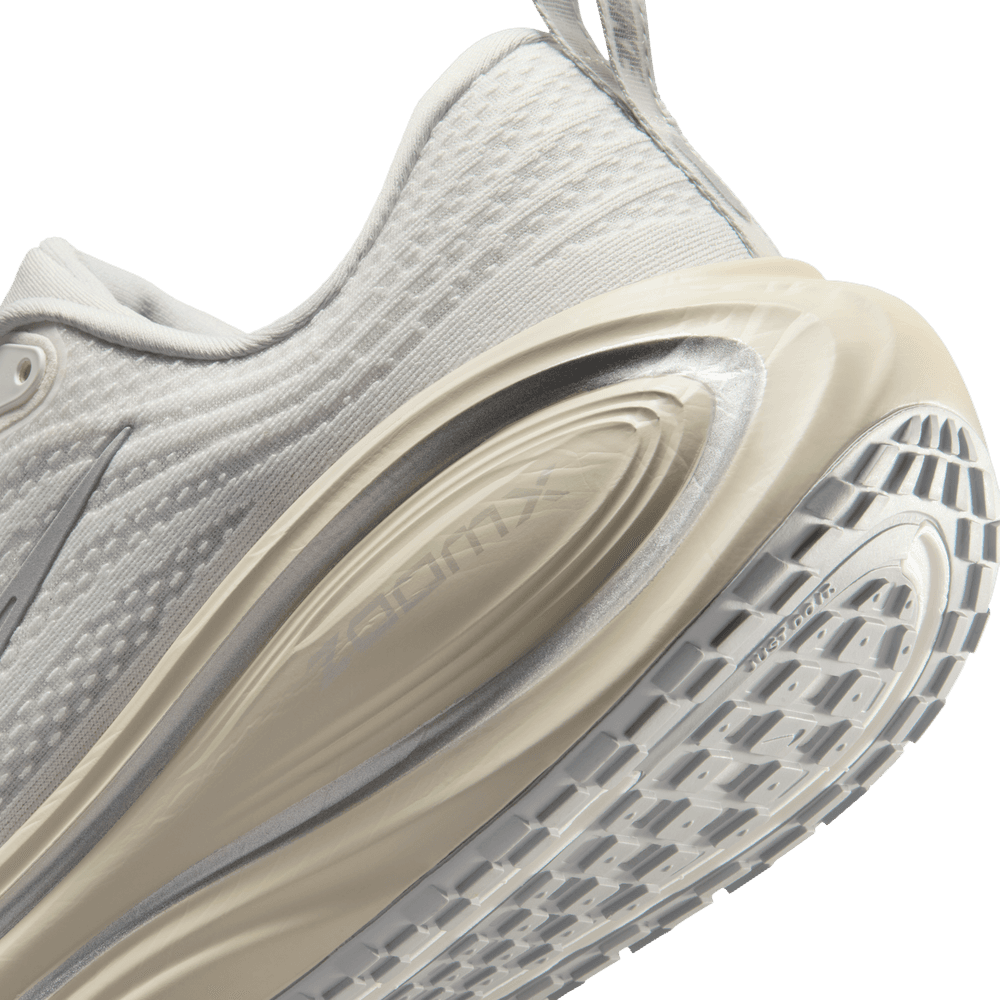 Nike Vomero Plus