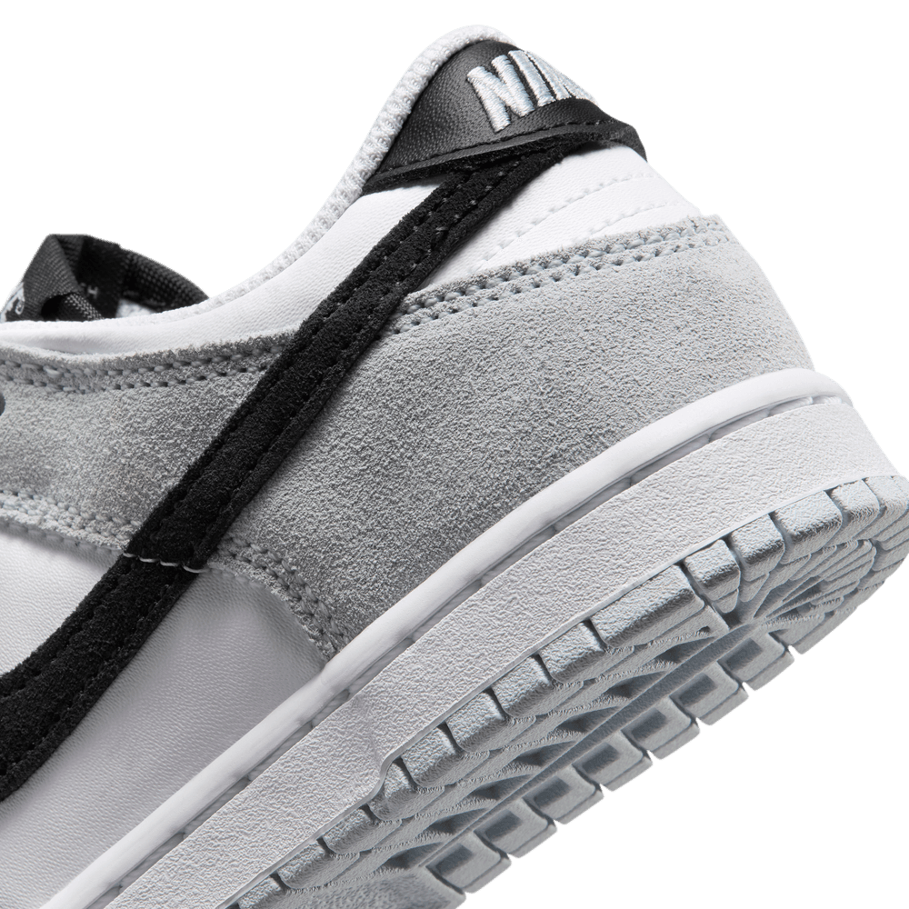 PS Nike Dunk Low Essential+