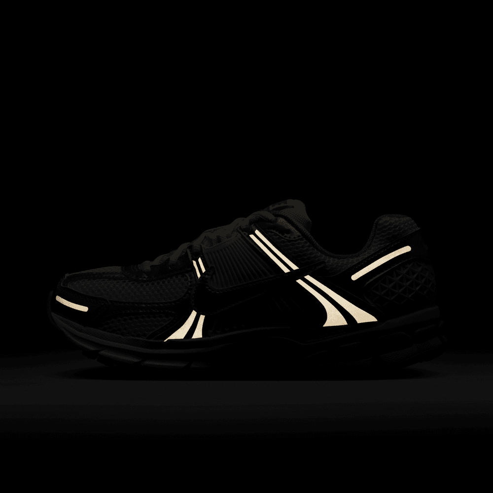 Wmns Nike Zoom Vomero 5
