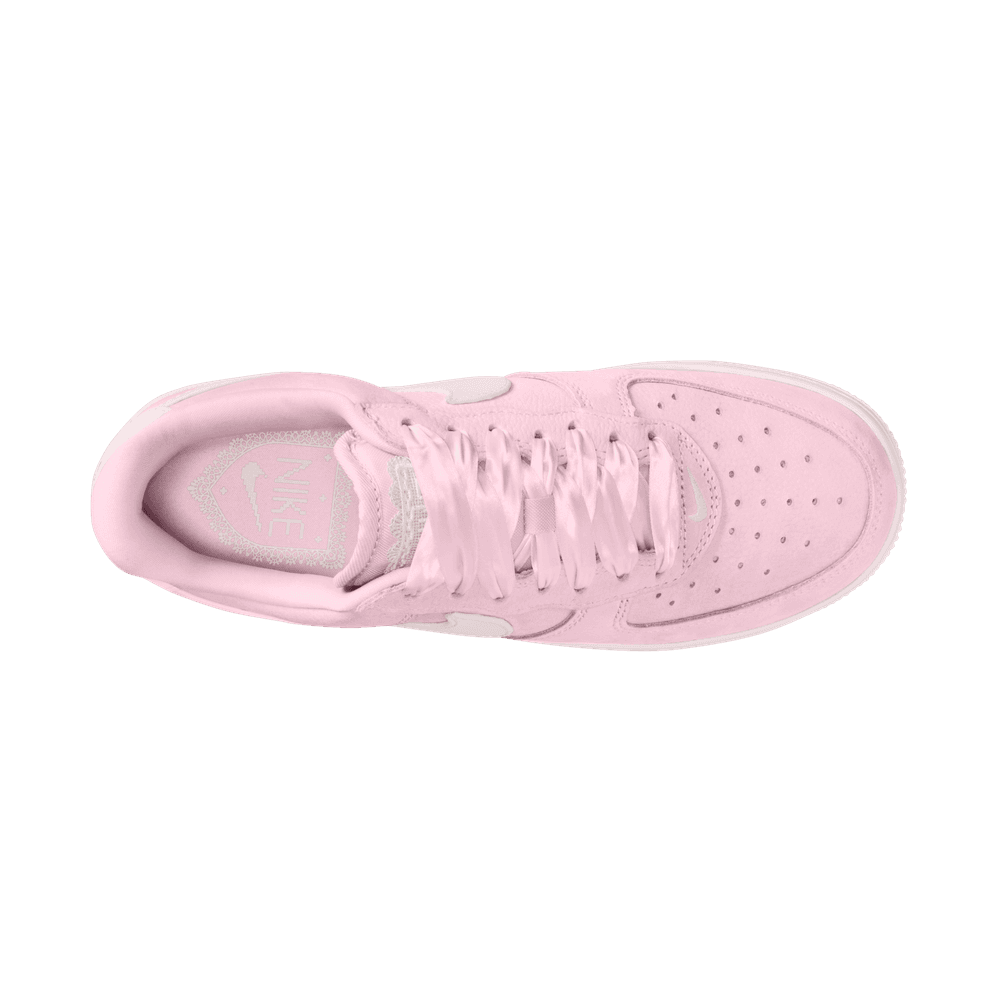 Wmns Nike Air Force 1 Retro Premium