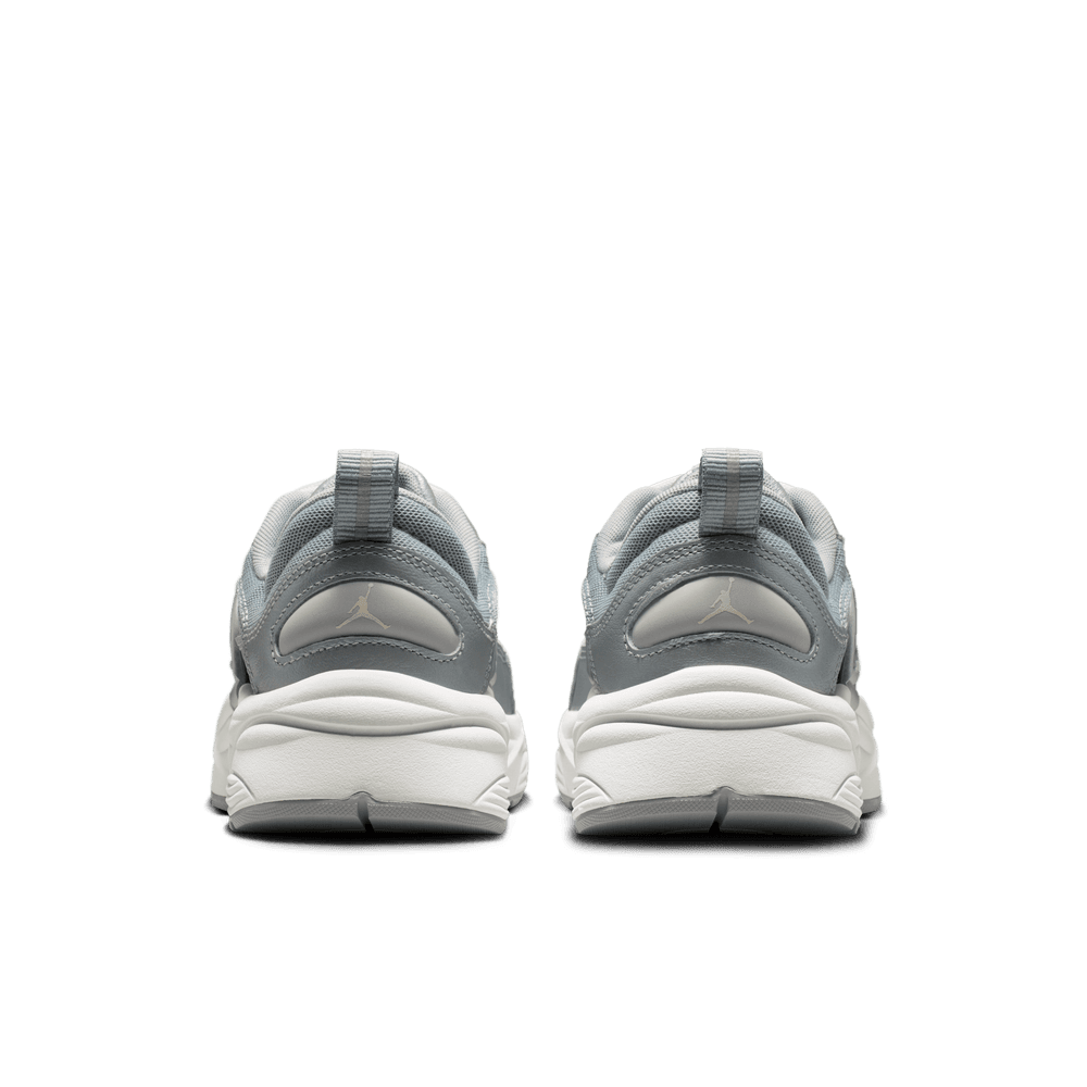 Wmns Air Jordan Trunner O/S