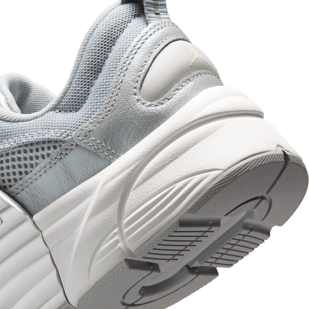 Wmns Air Jordan Trunner O/S