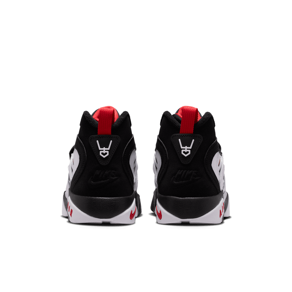 GS Nike Air Diamond Turf II