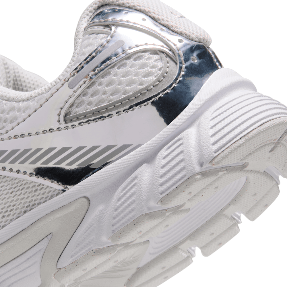 GS Nike V5 RNR 'Off White/Metallic Silver-Vast Grey'