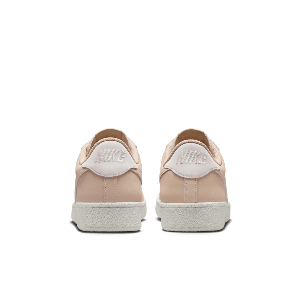 Nike Tennis Classic