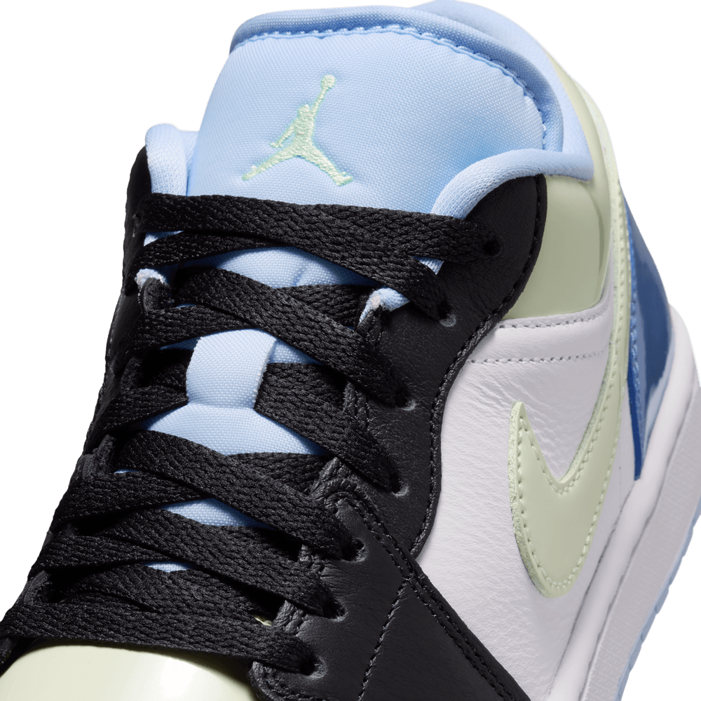 Wmns Air Jordan 1 Low SE