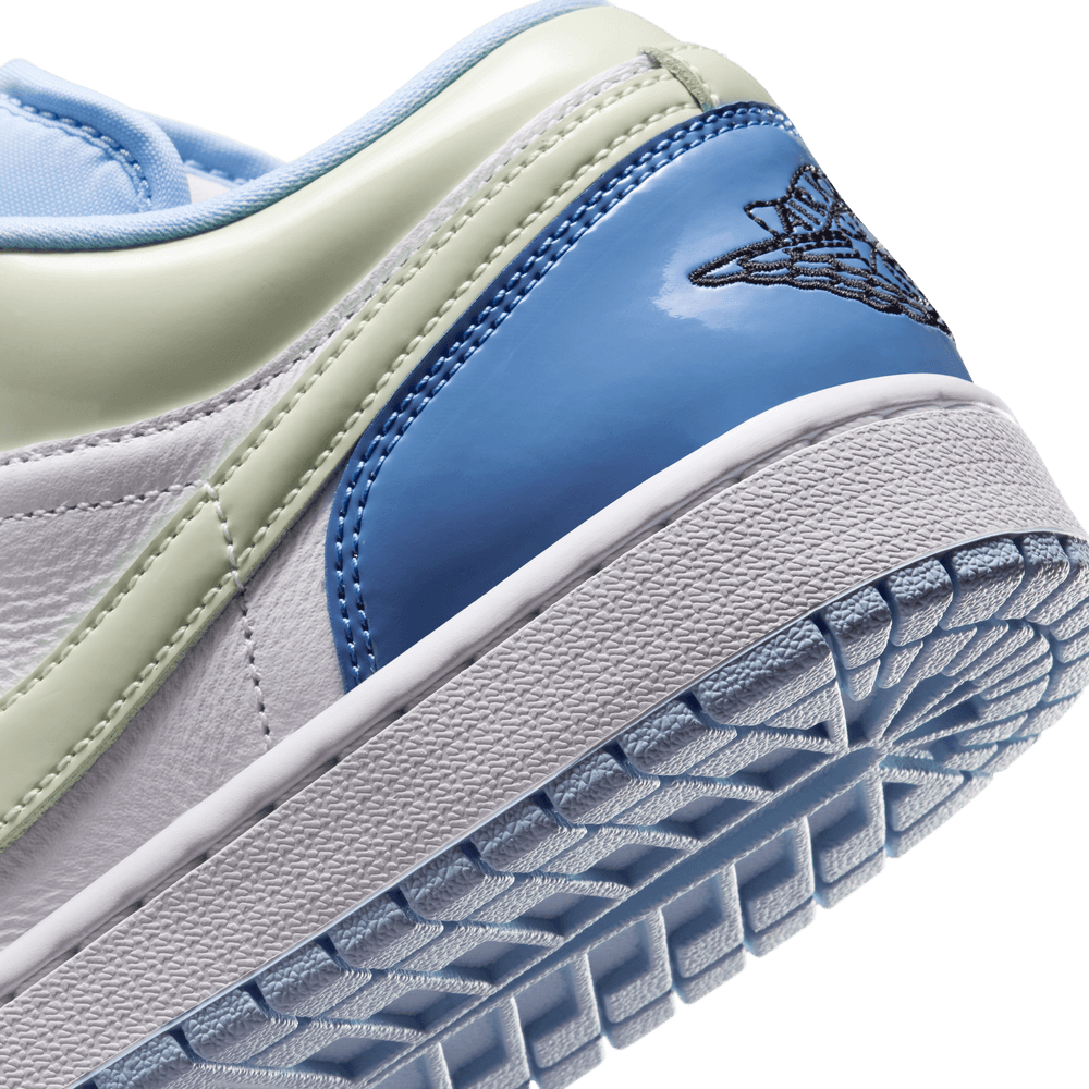 Wmns Air Jordan 1 Low SE