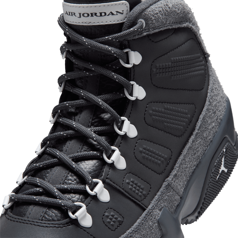 Air Jordan 9 Retro Boots