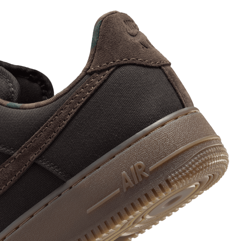 Nike Air Force 1 07 APLA