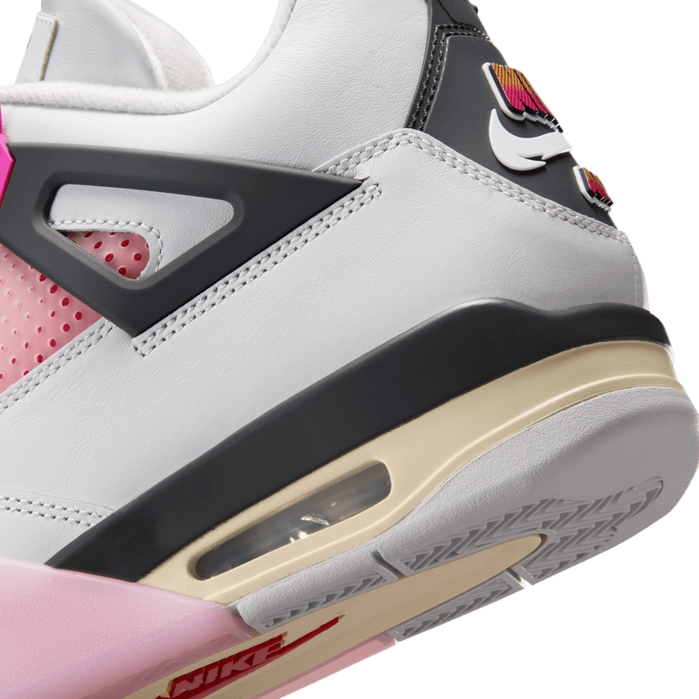 Air Jordan 4 Retro