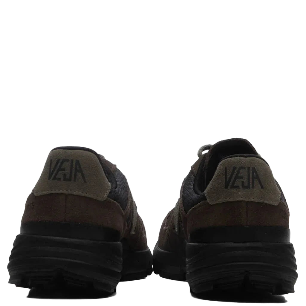 Veja Salar Veja x Pleasures Alveomesh