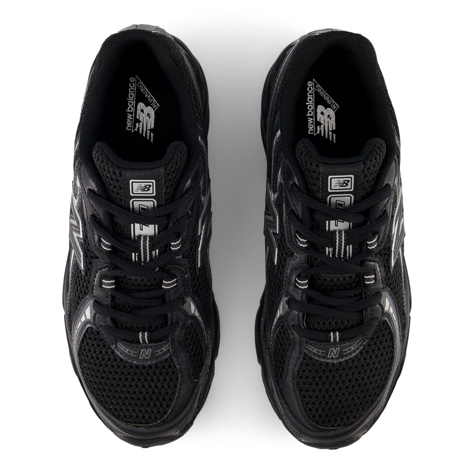 New Balance 740