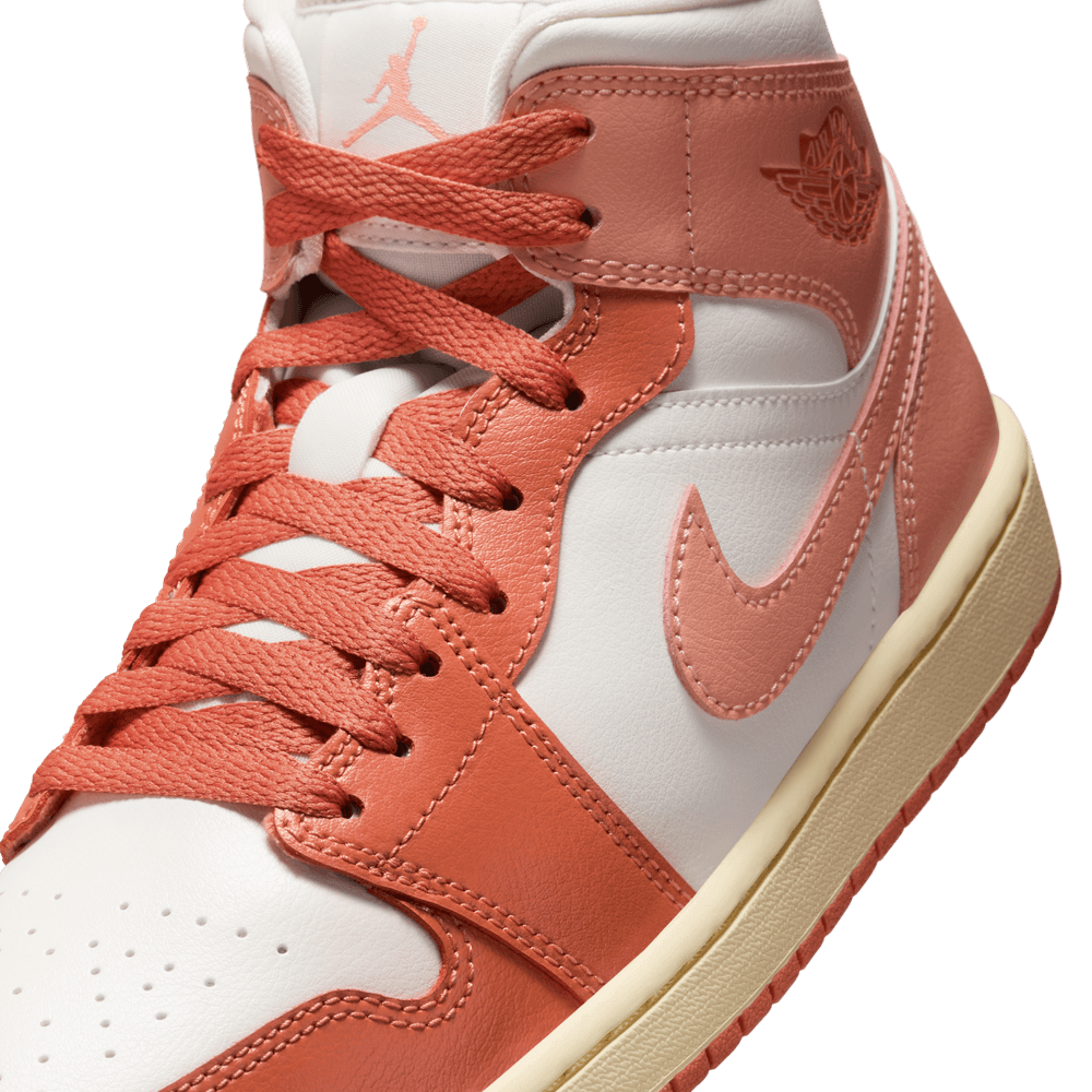 Wmns Air Jordan 1 Mid